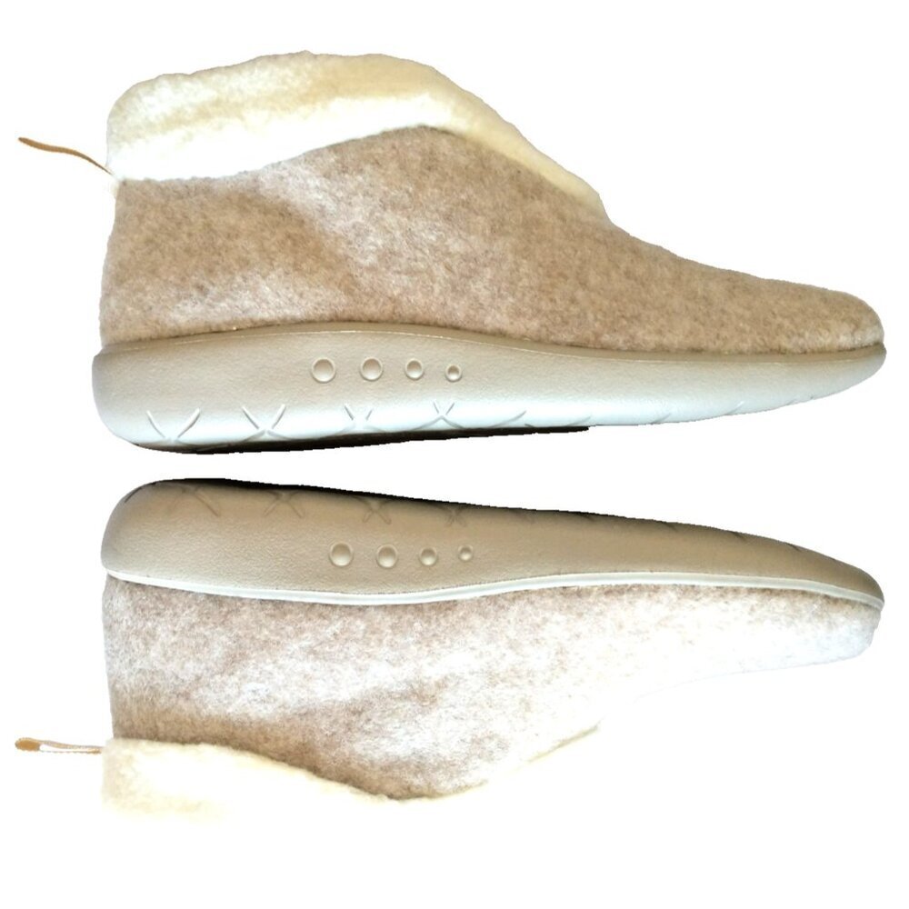 Easy Spirit Women's Slippers Faux Fur Lined Oatmeal Treefall2- 8M
